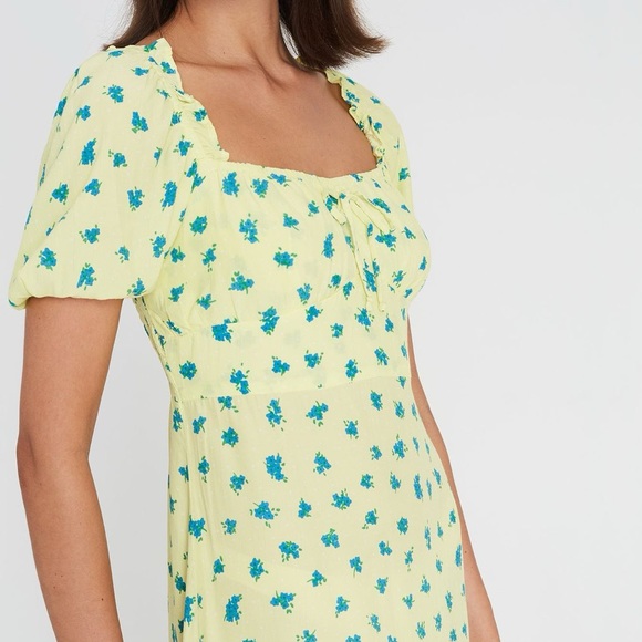 Faithful The Brand Bette Midi Dress in Luda floral lemon US8/Large NWT - Picture 3 of 6